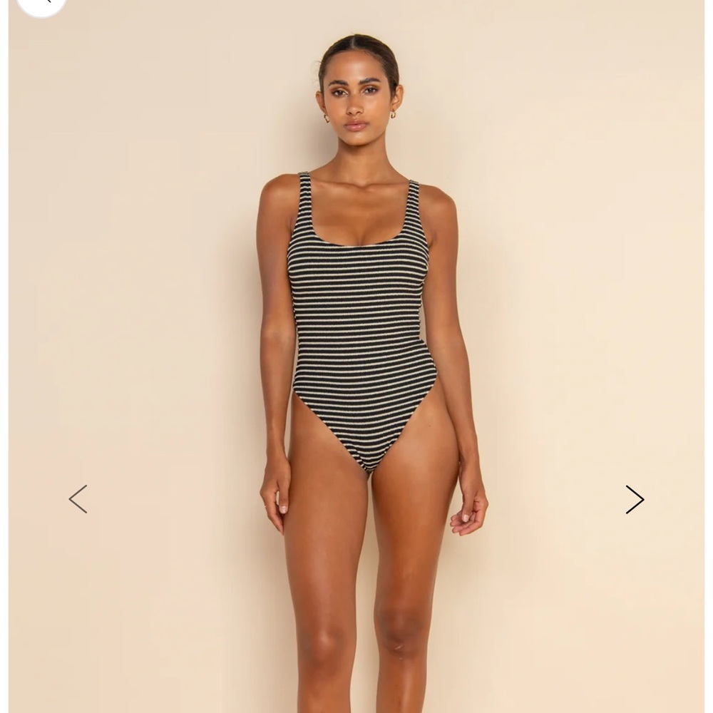 Bond-eye swimsuit one piece striped NWOT
